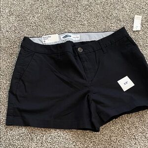 Old Navy Black Everyday Chino Shorts - Classic Mid-Rise